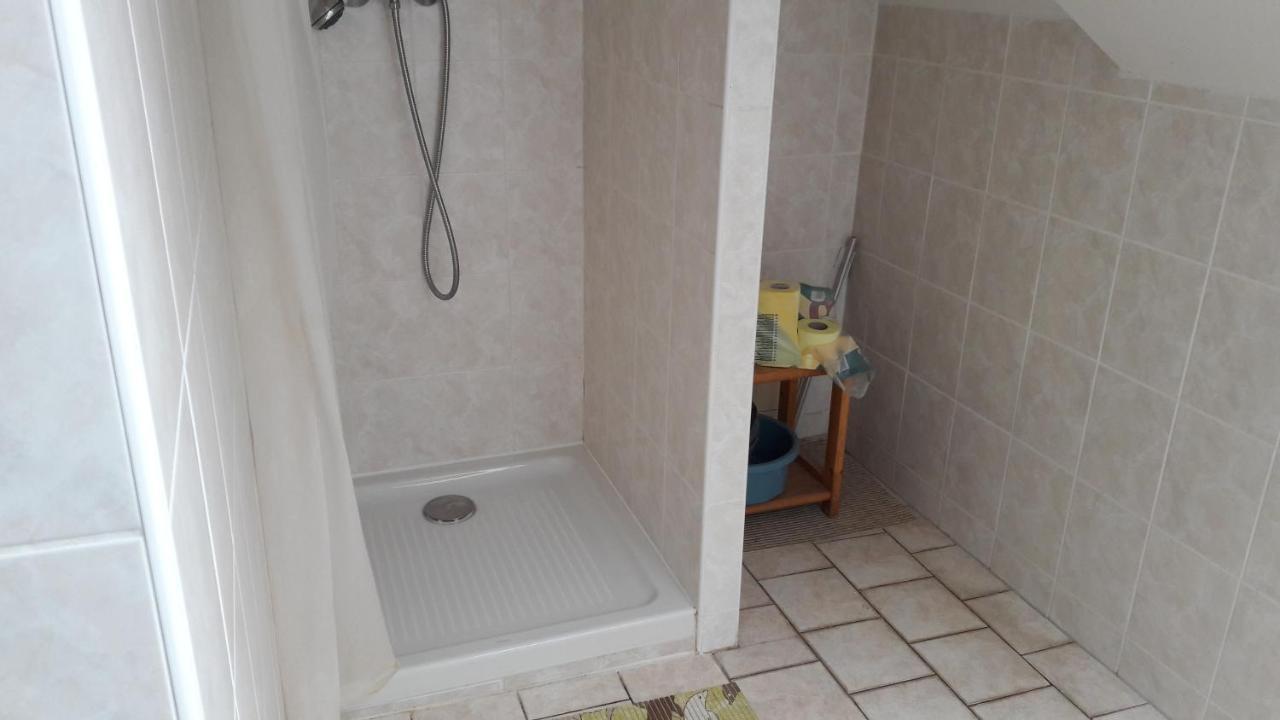 Ubytovaci Zarizeni Lovosice Zewnętrze zdjęcie